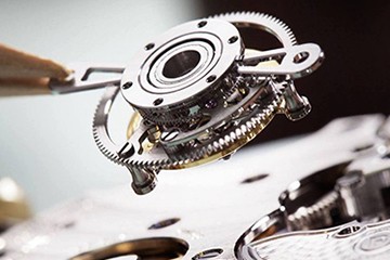 佛山欧米茄手表铂金表带维修 