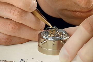 原装佛山欧米茄手表钢表带维修